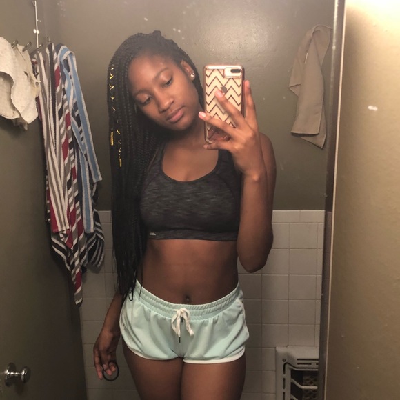 Meet your Posher, Ramiyah - Picture 1 of 1